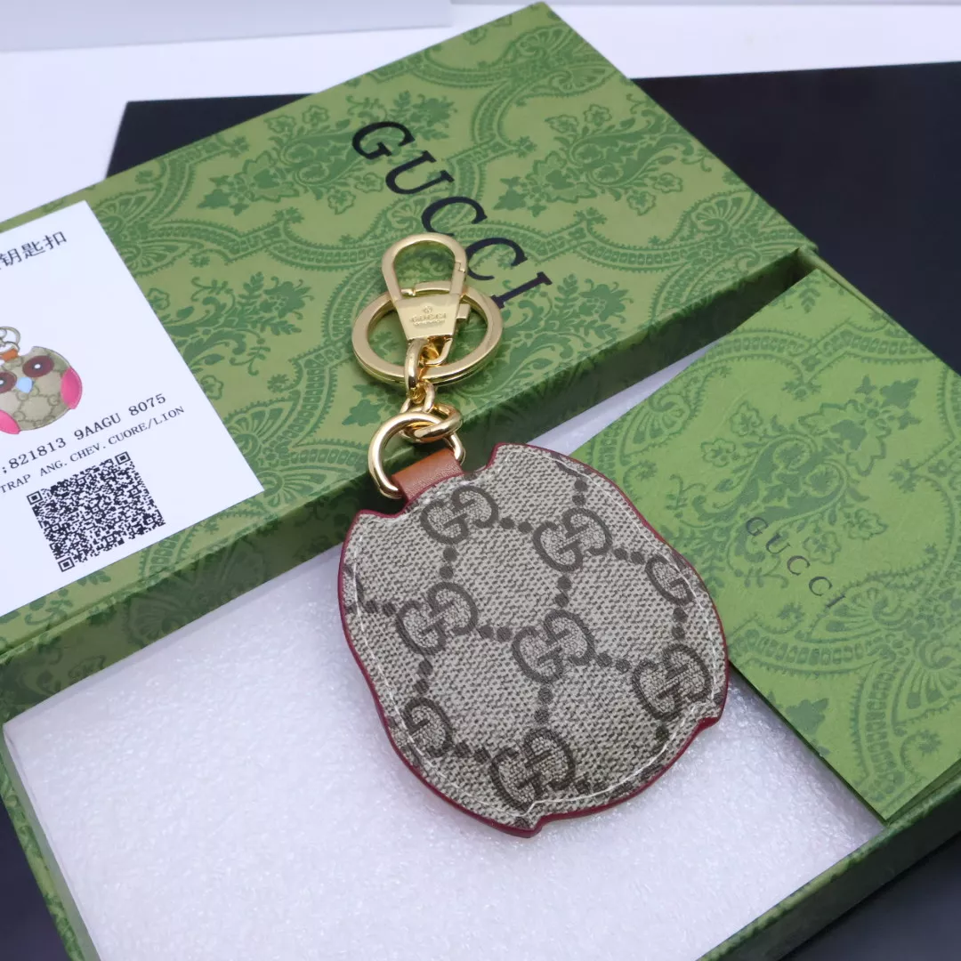 gucci key holder and boucle de sac s_12b0b324